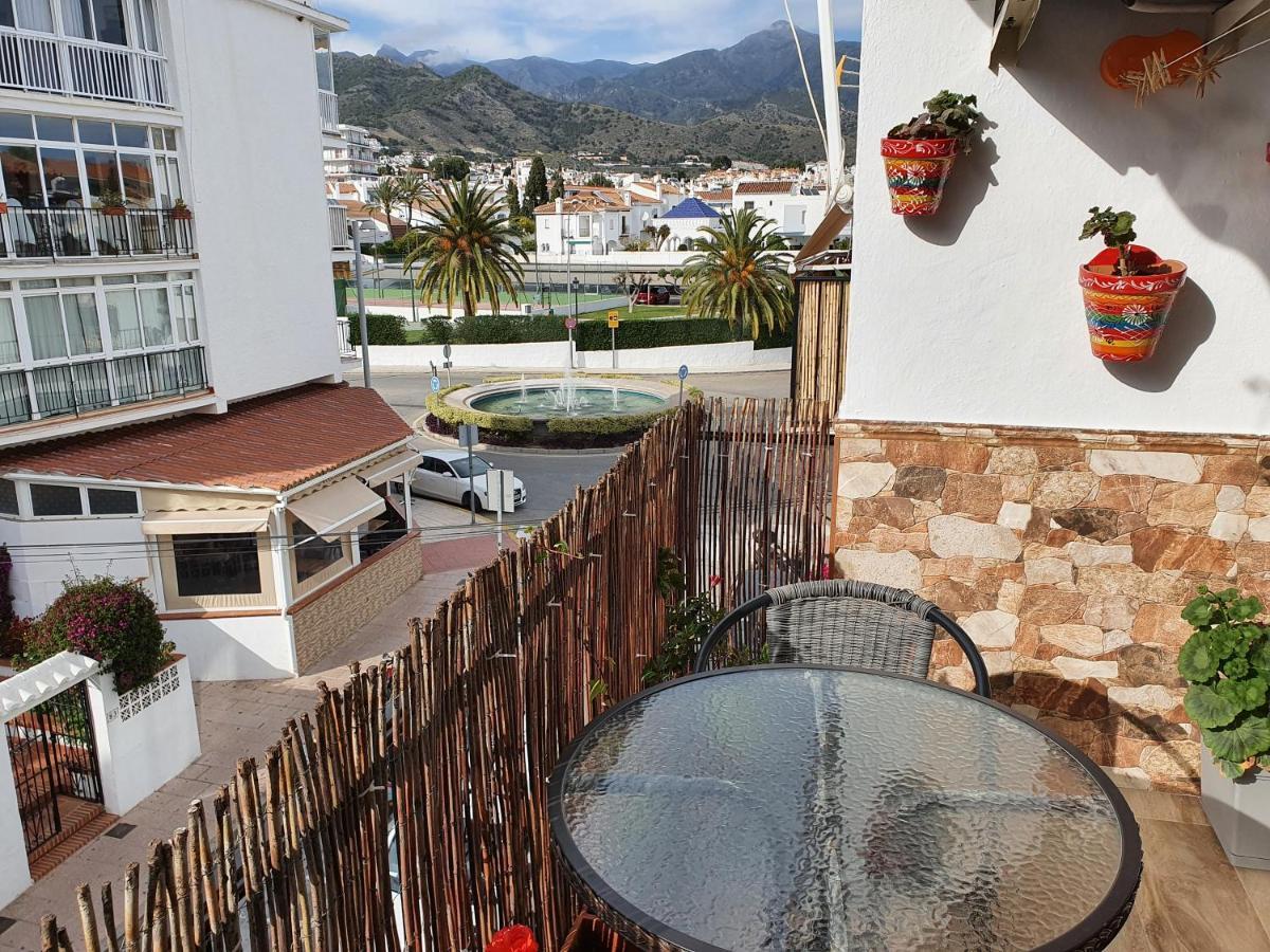 Rico Apartaments Parador Nerja Bagian luar foto