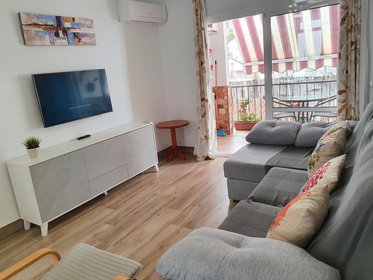 Rico Apartaments Parador Nerja Bagian luar foto