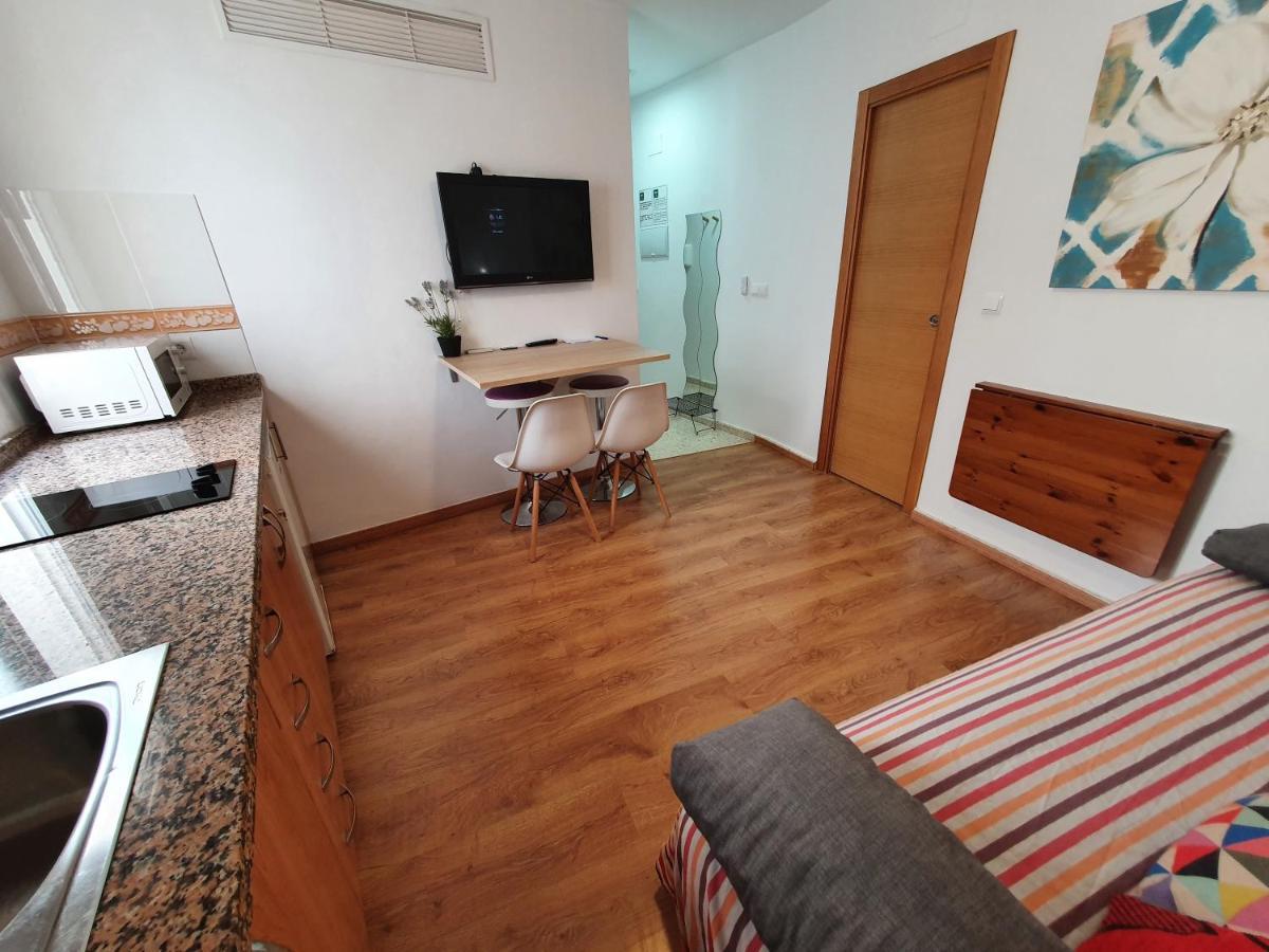 Rico Apartaments Parador Nerja Bagian luar foto
