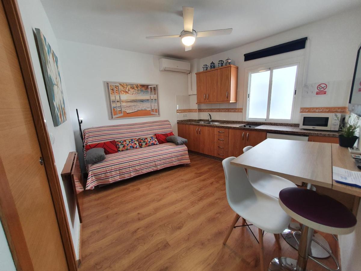 Rico Apartaments Parador Nerja Bagian luar foto